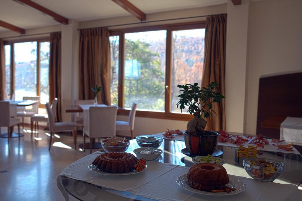 פלורינה Hotel Veltsi מראה חיצוני תמונה