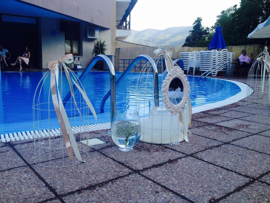 פלורינה Hotel Veltsi מראה חיצוני תמונה